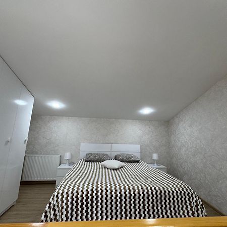 Tamuna Apartment Tbilisi Esterno foto