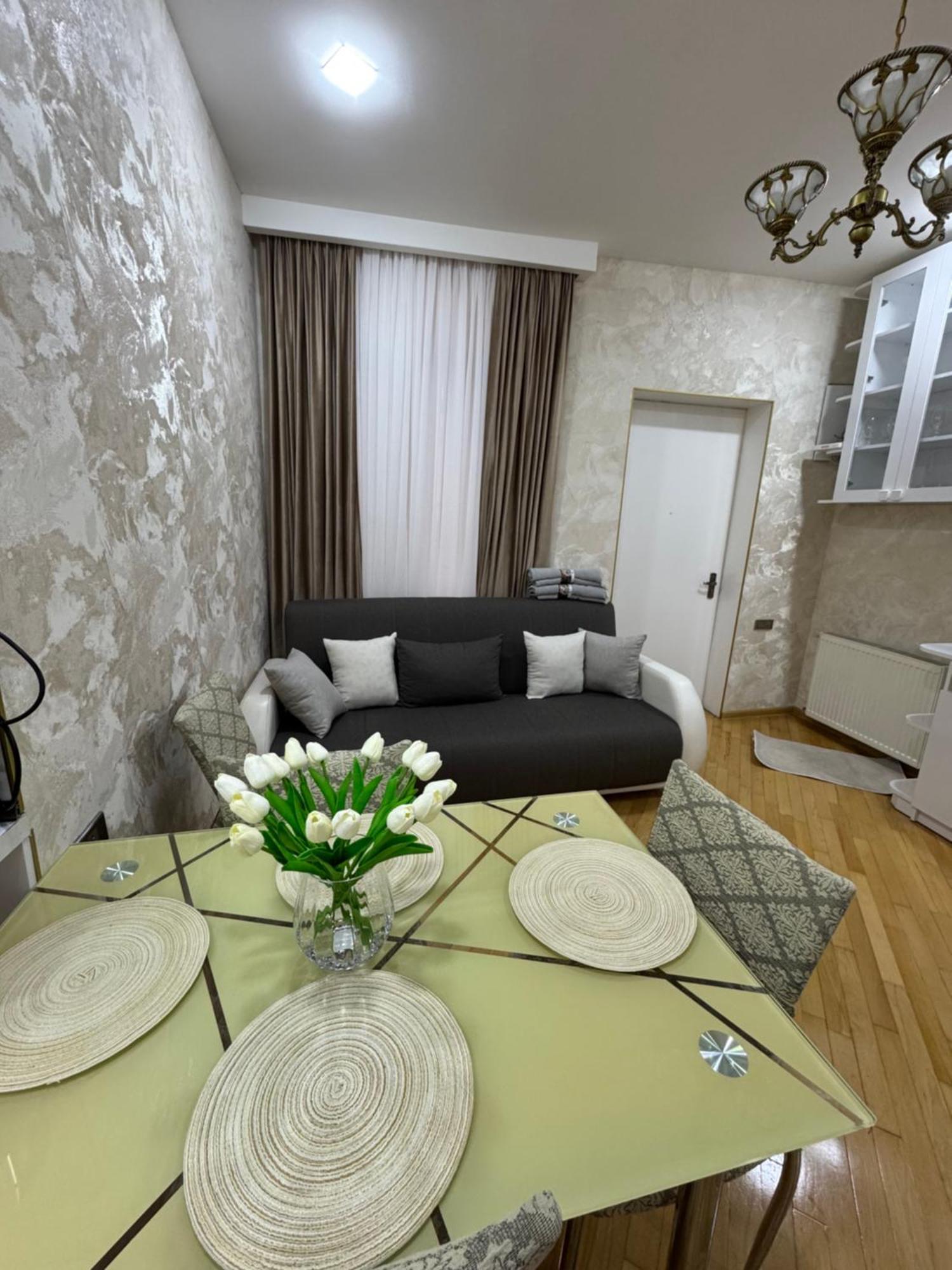 Tamuna Apartment Tbilisi Esterno foto